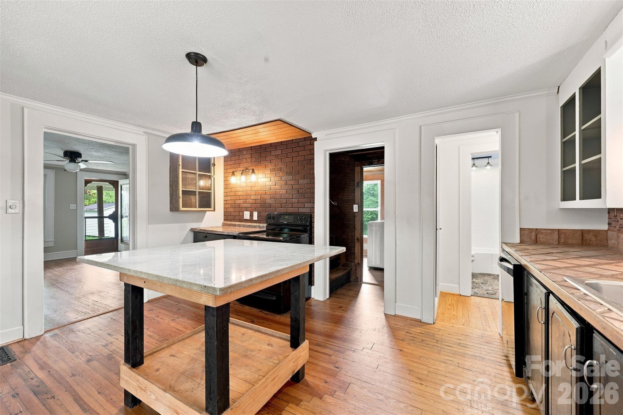 3466 Roberta Road Property Photo 15