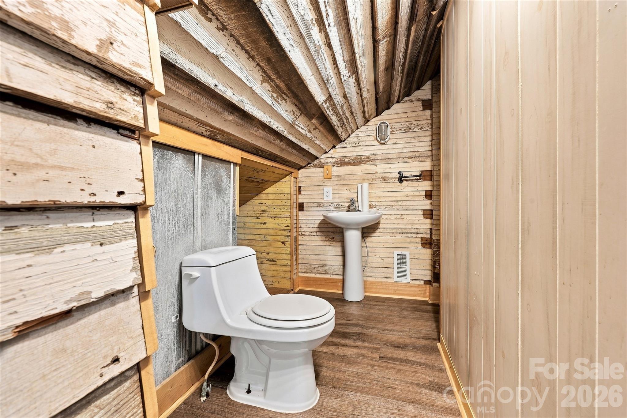 3466 Roberta Road Property Photo 33