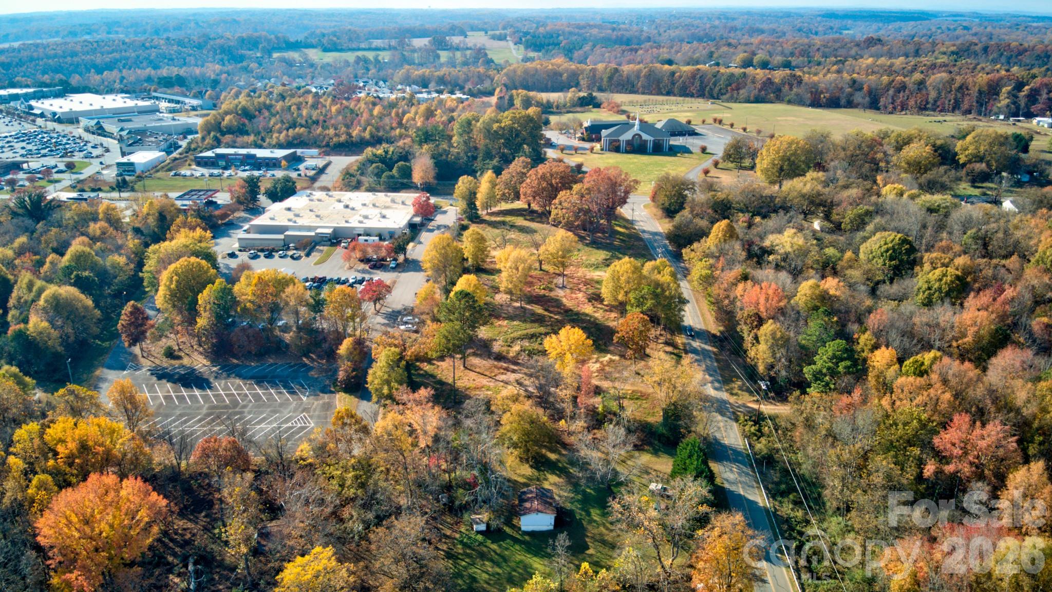 118 James Farm Road Property Photo 17