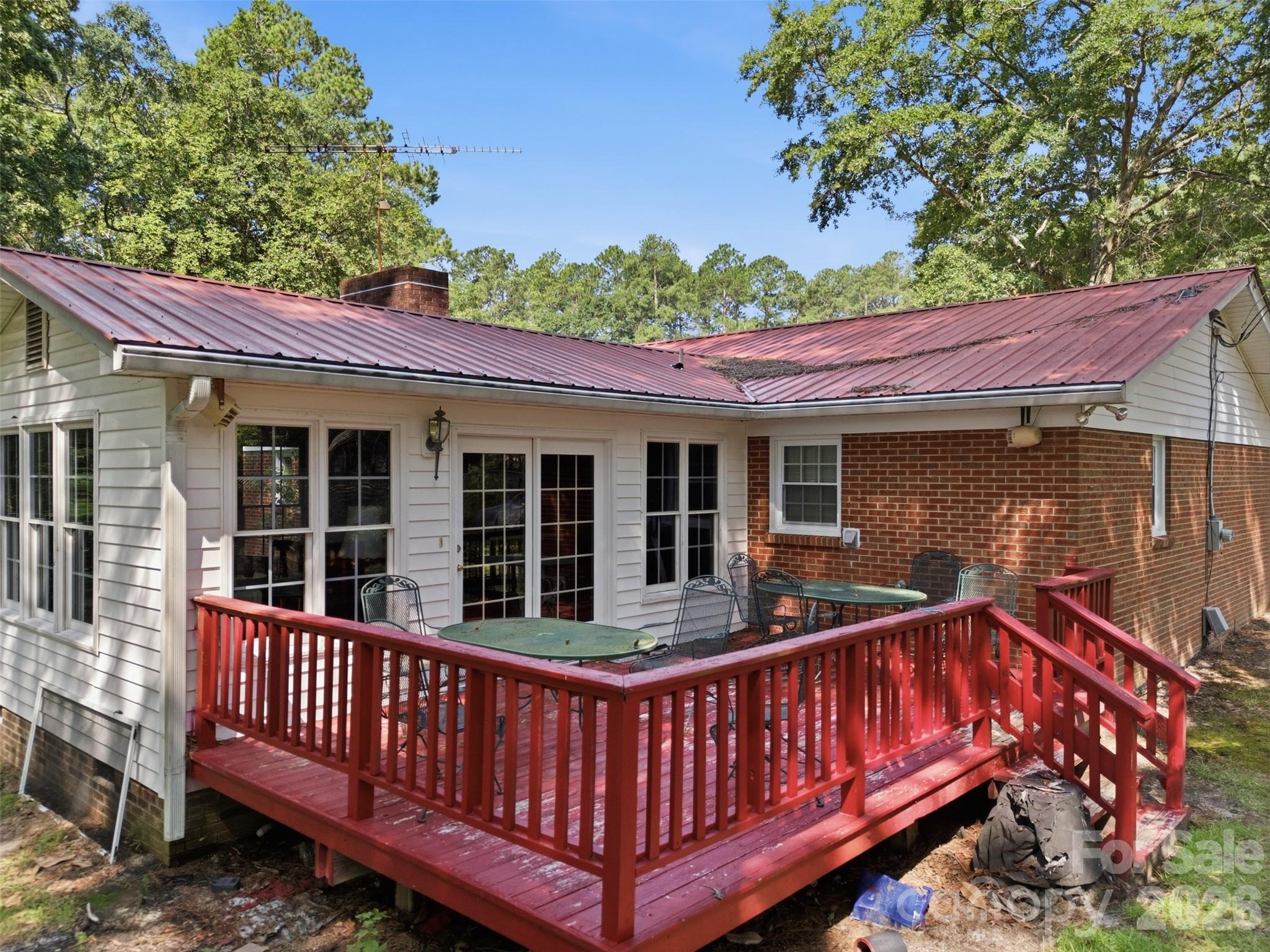 276 Dixie Trail Property Photo 4