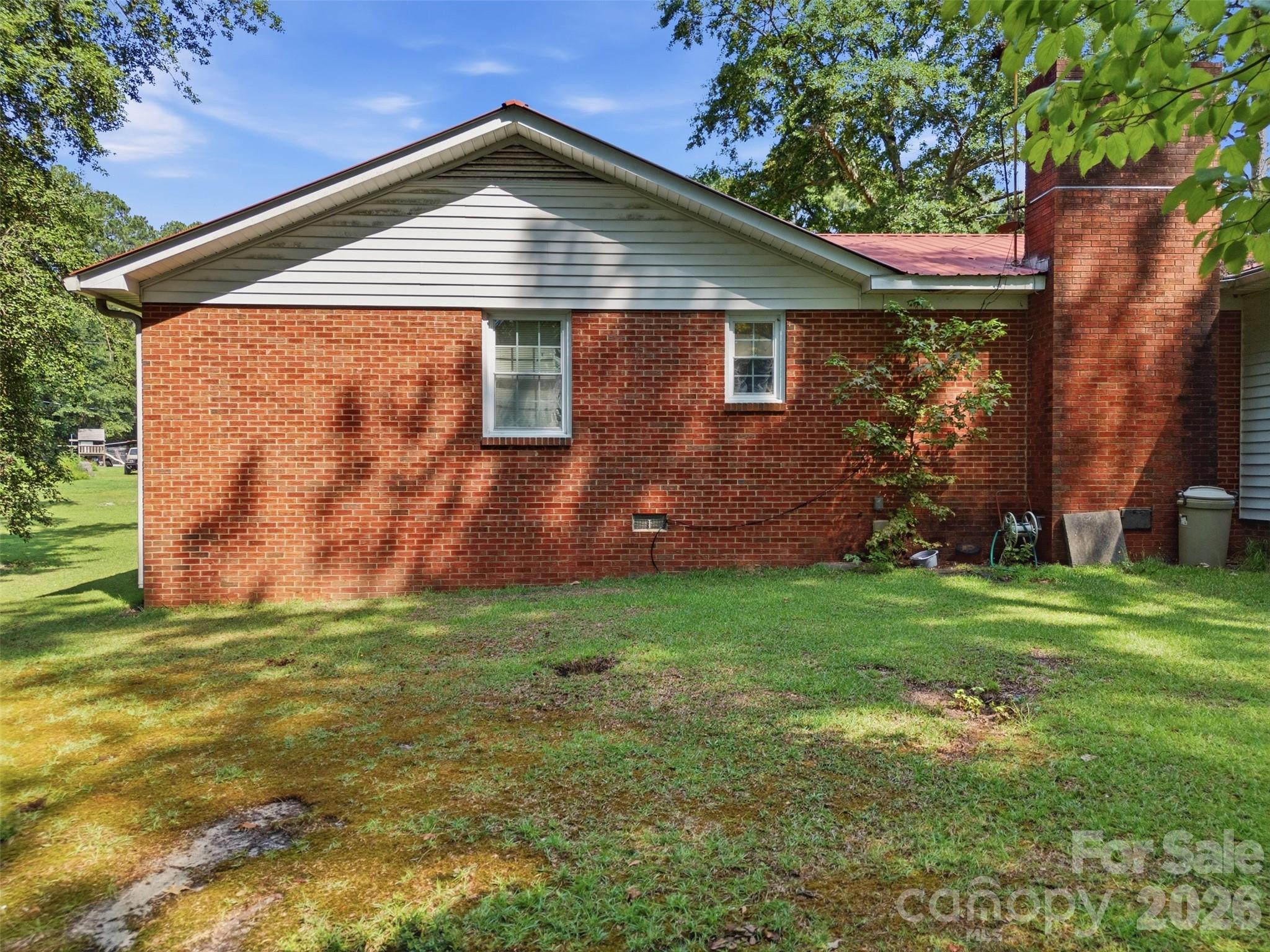 276 Dixie Trail Property Photo 5