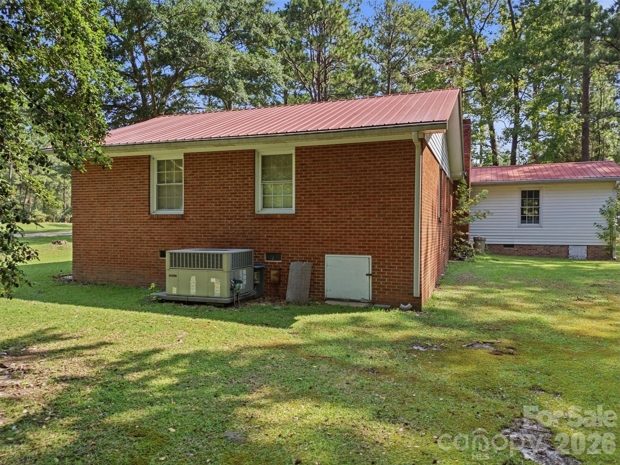 276 Dixie Trail Property Photo 6