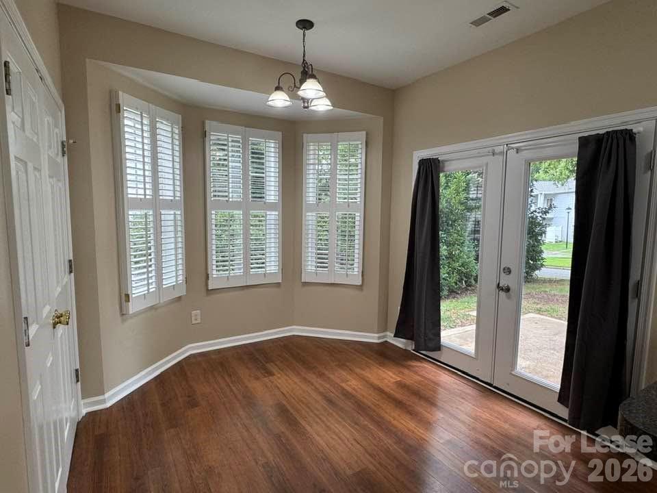 21404 Aftonshire Drive Property Photo 5