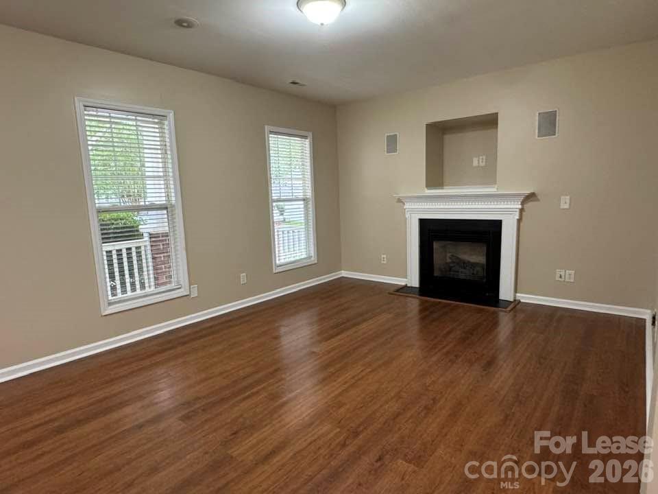 21404 Aftonshire Drive Property Photo 8
