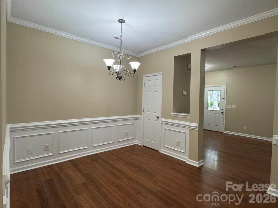 21404 Aftonshire Drive Property Photo 12