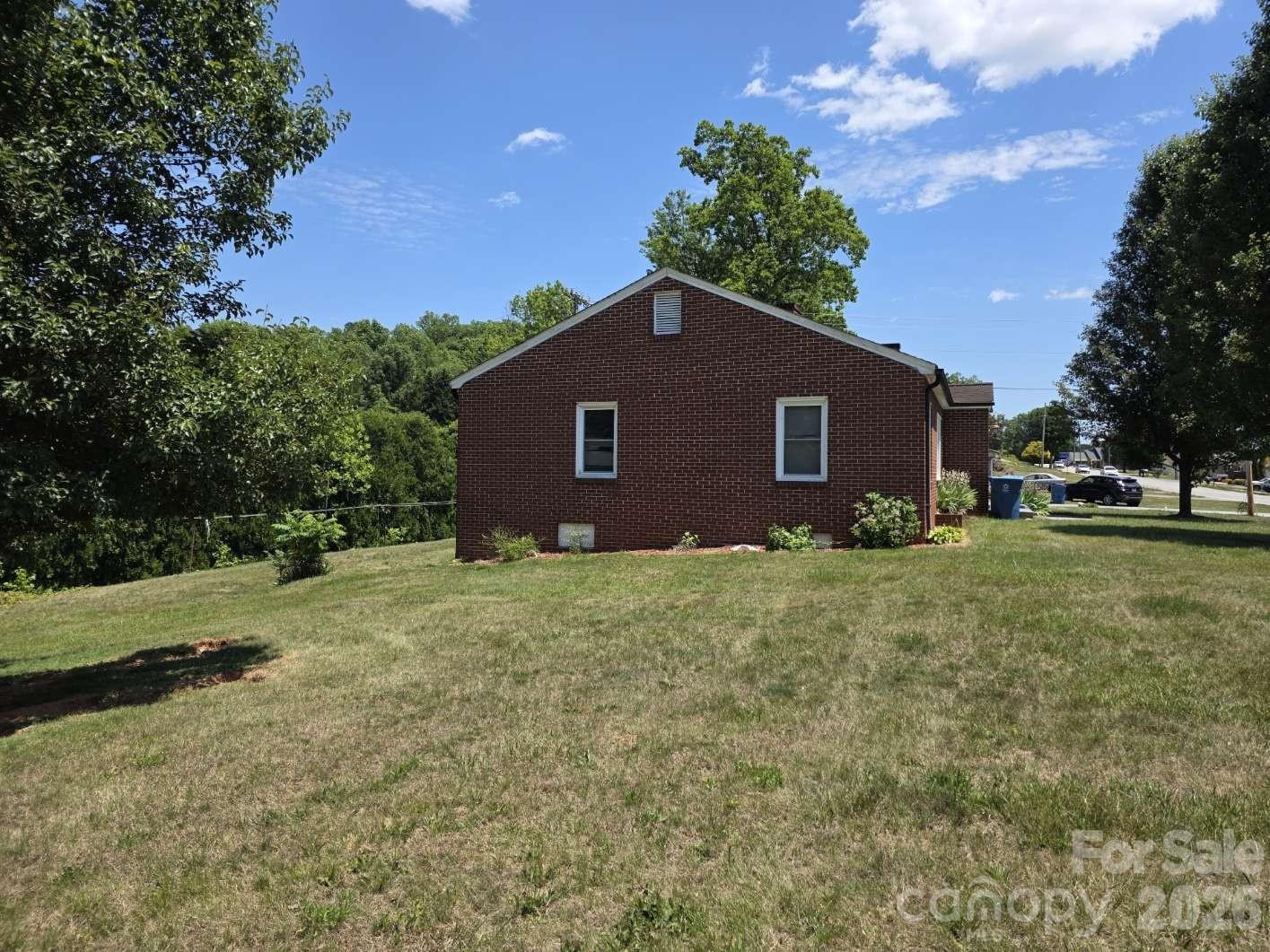 744 Pleasant Hill Road Property Photo 2