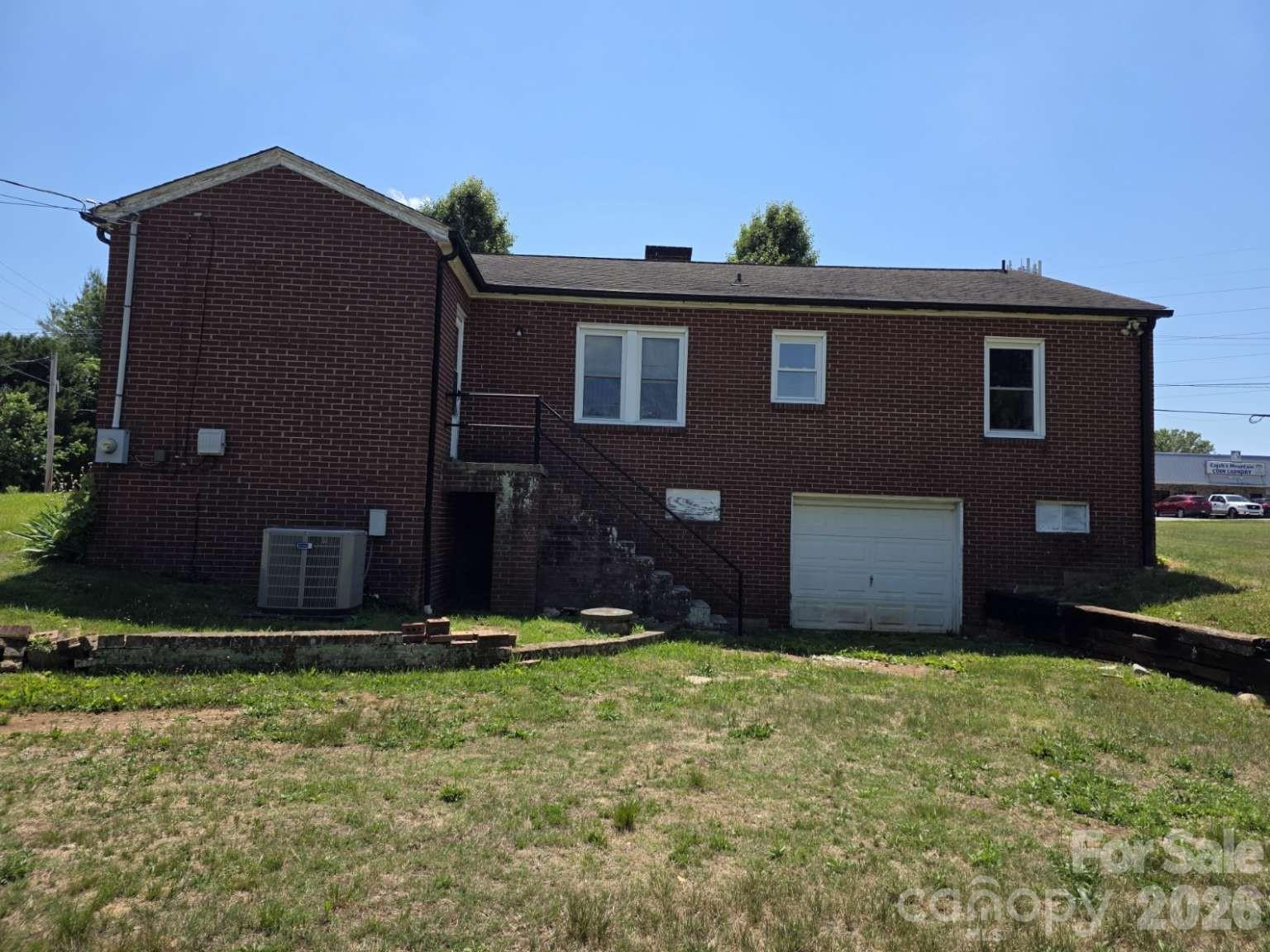 744 Pleasant Hill Road Property Photo 4