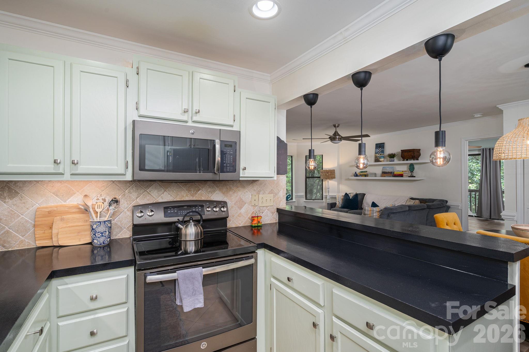 4130 Charlotte Highway B Property Photo 11