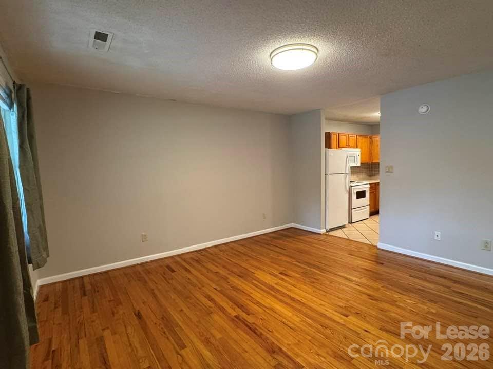 411 Ludwick Avenue Property Photo 7