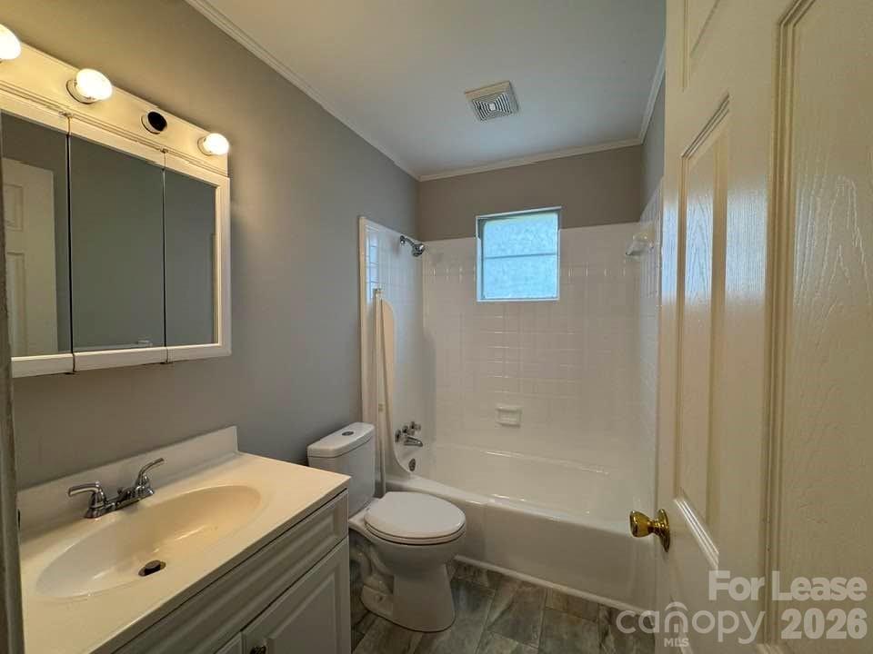 411 Ludwick Avenue Property Photo 14