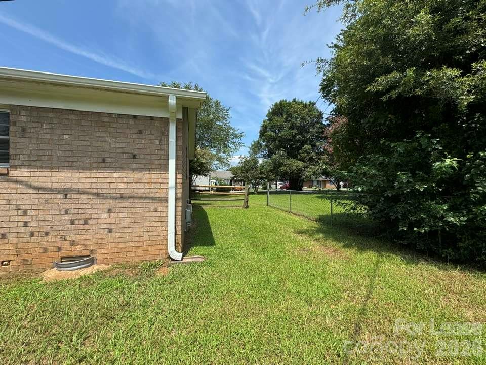 411 Ludwick Avenue Property Photo 15