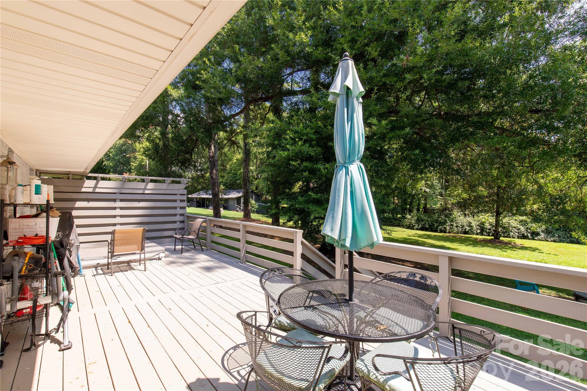 1405 Lakeview Drive Property Photo 6