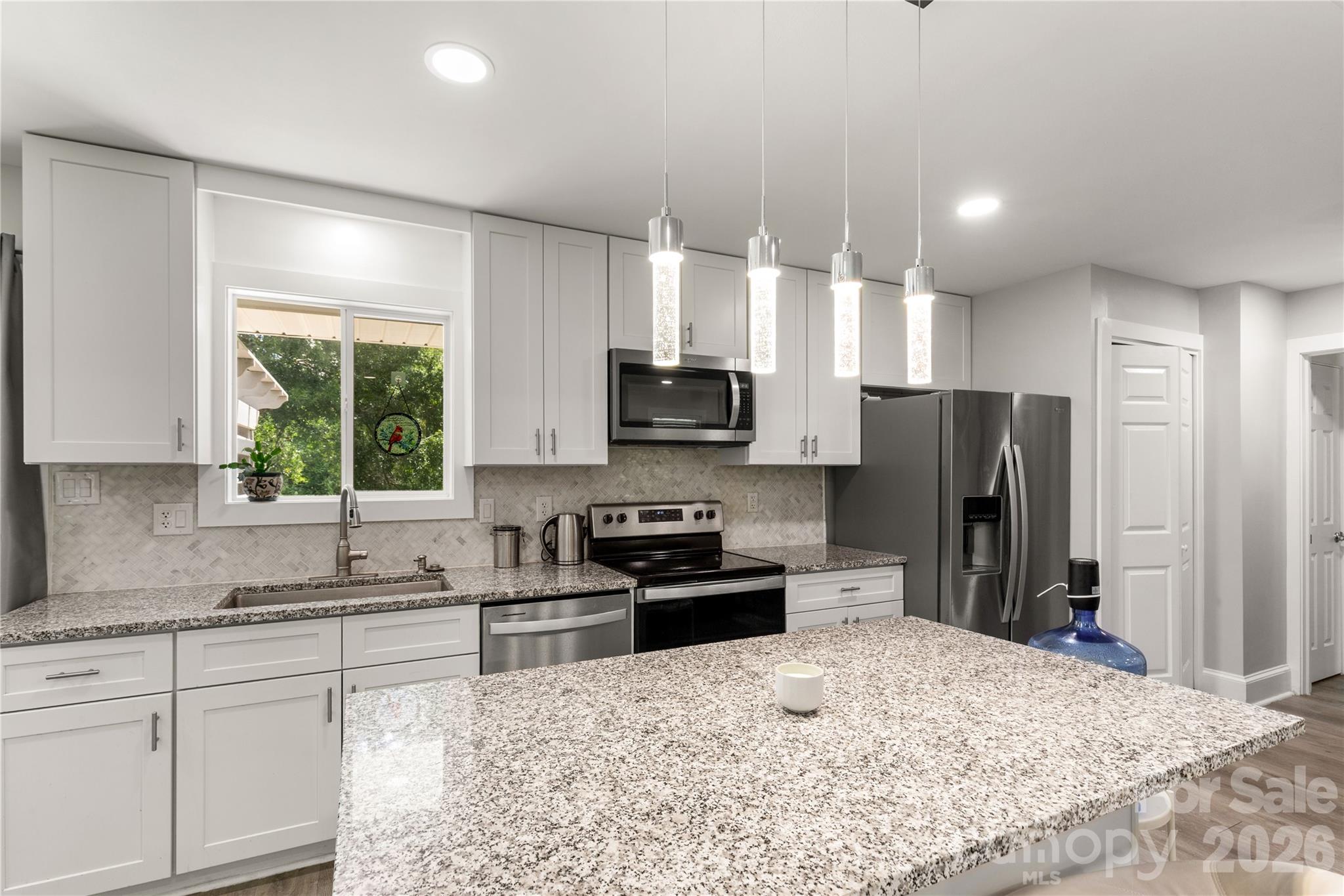 1405 Lakeview Drive Property Photo 25
