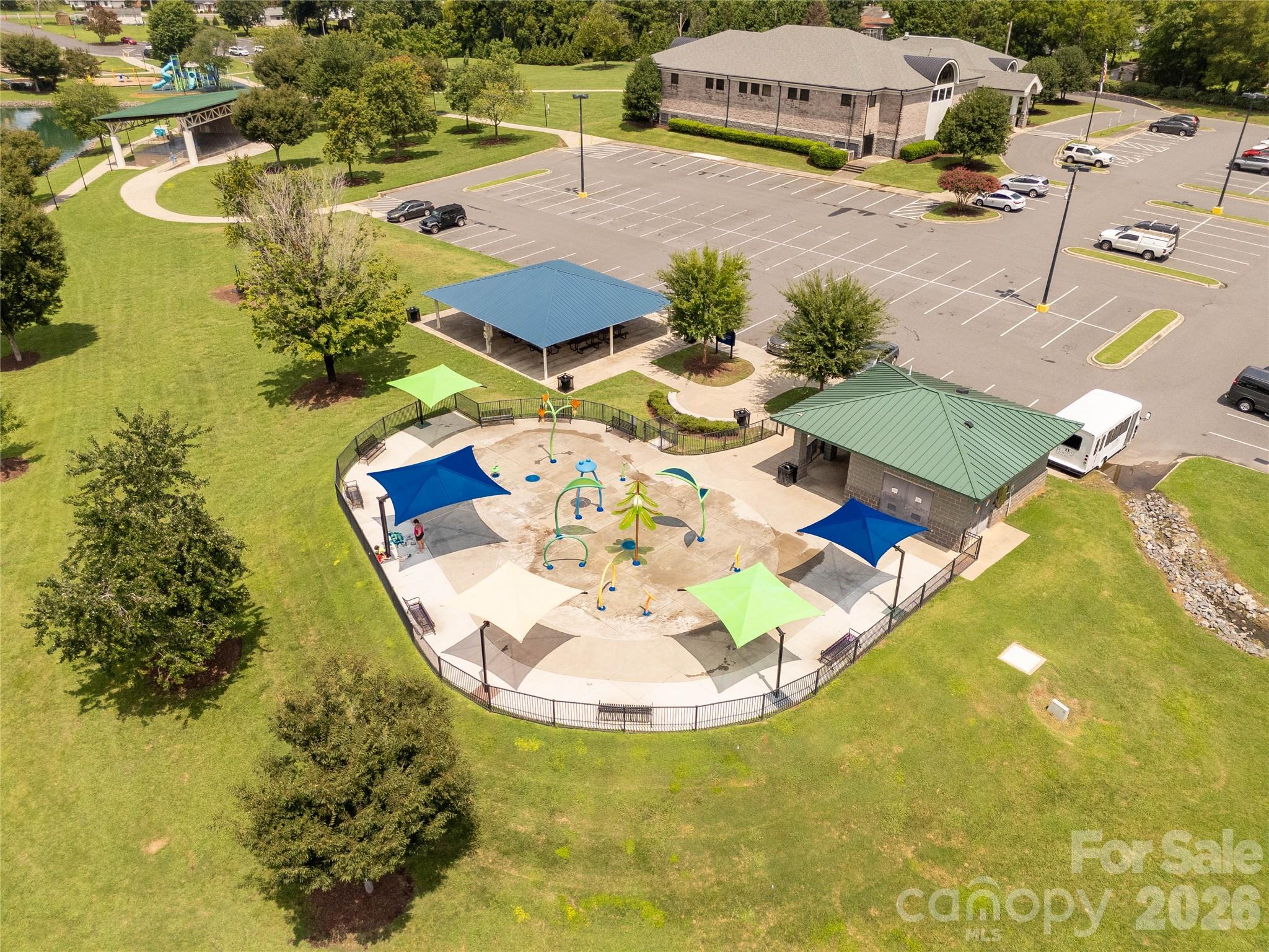 1405 Lakeview Drive Property Photo 33