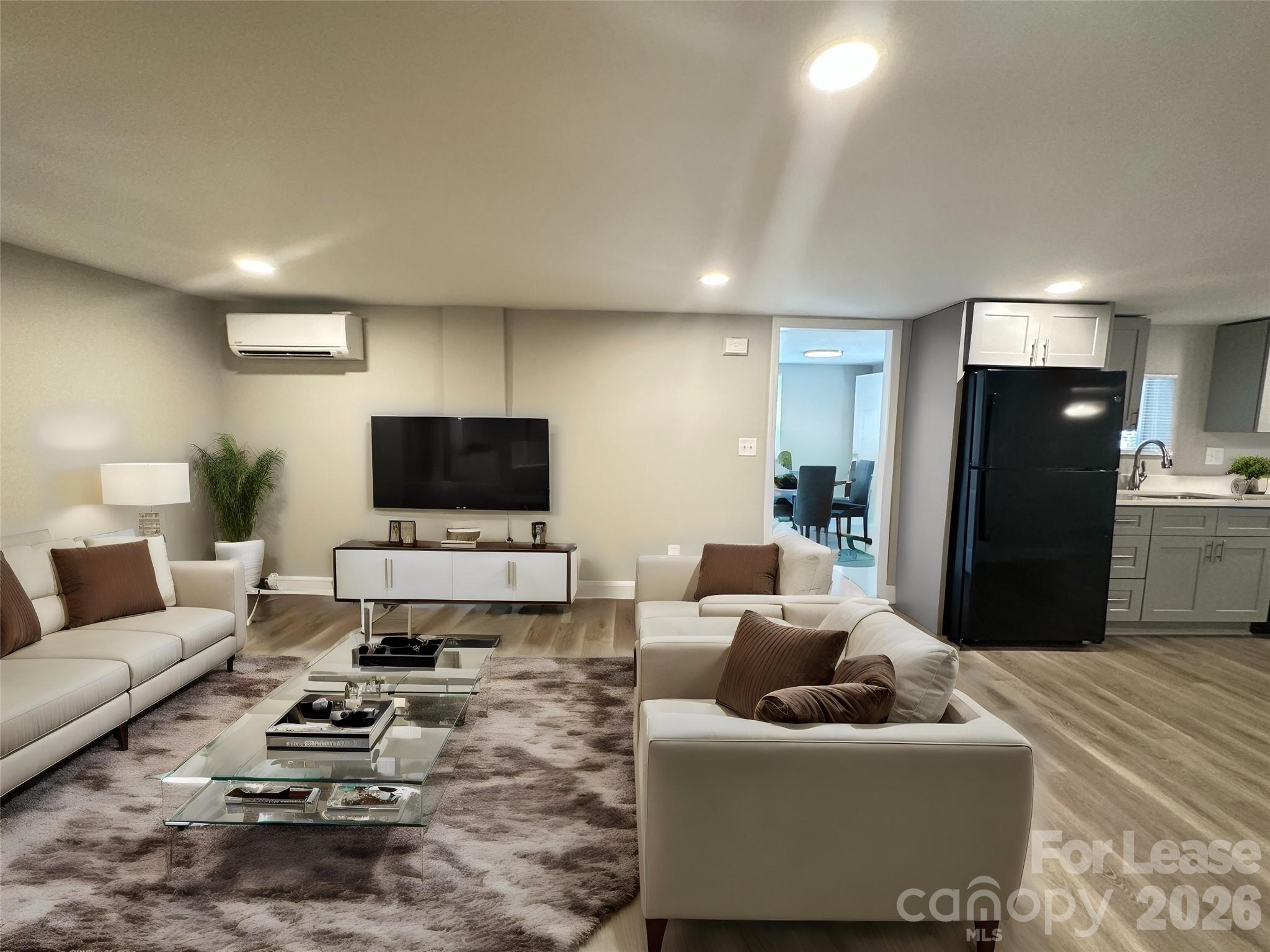 3345 E Ridge Road Property Photo 4