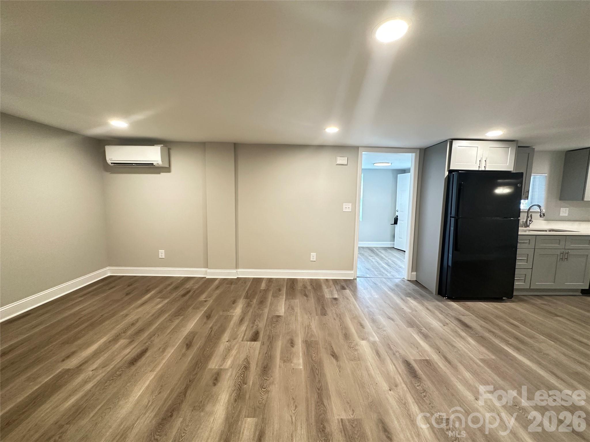 3345 E Ridge Road Property Photo 5