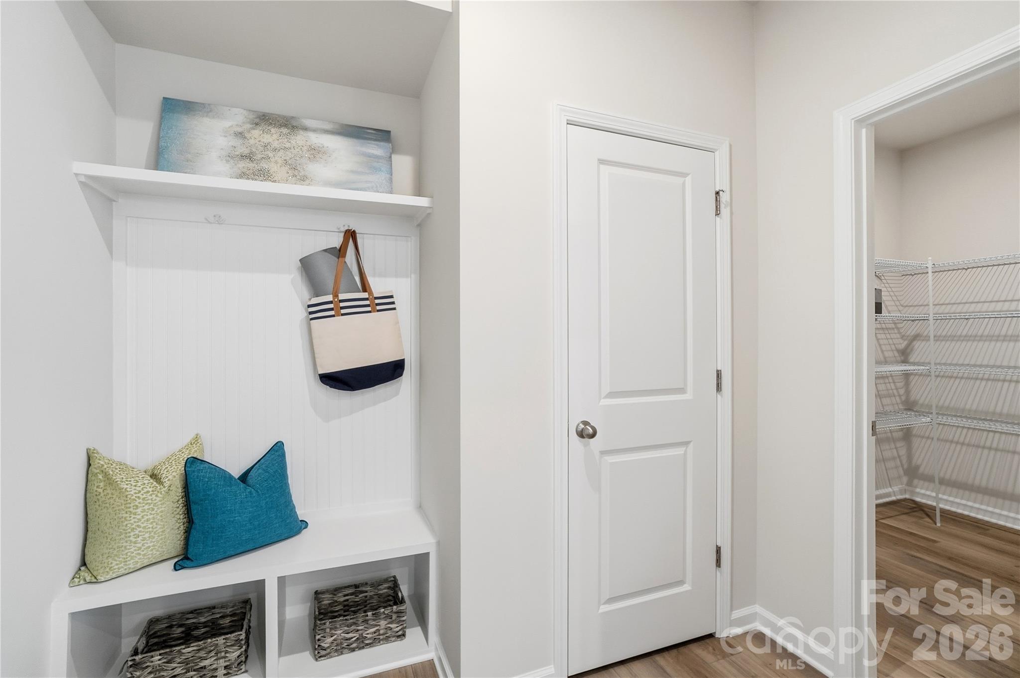 1326 Honey Trail Property Photo 4