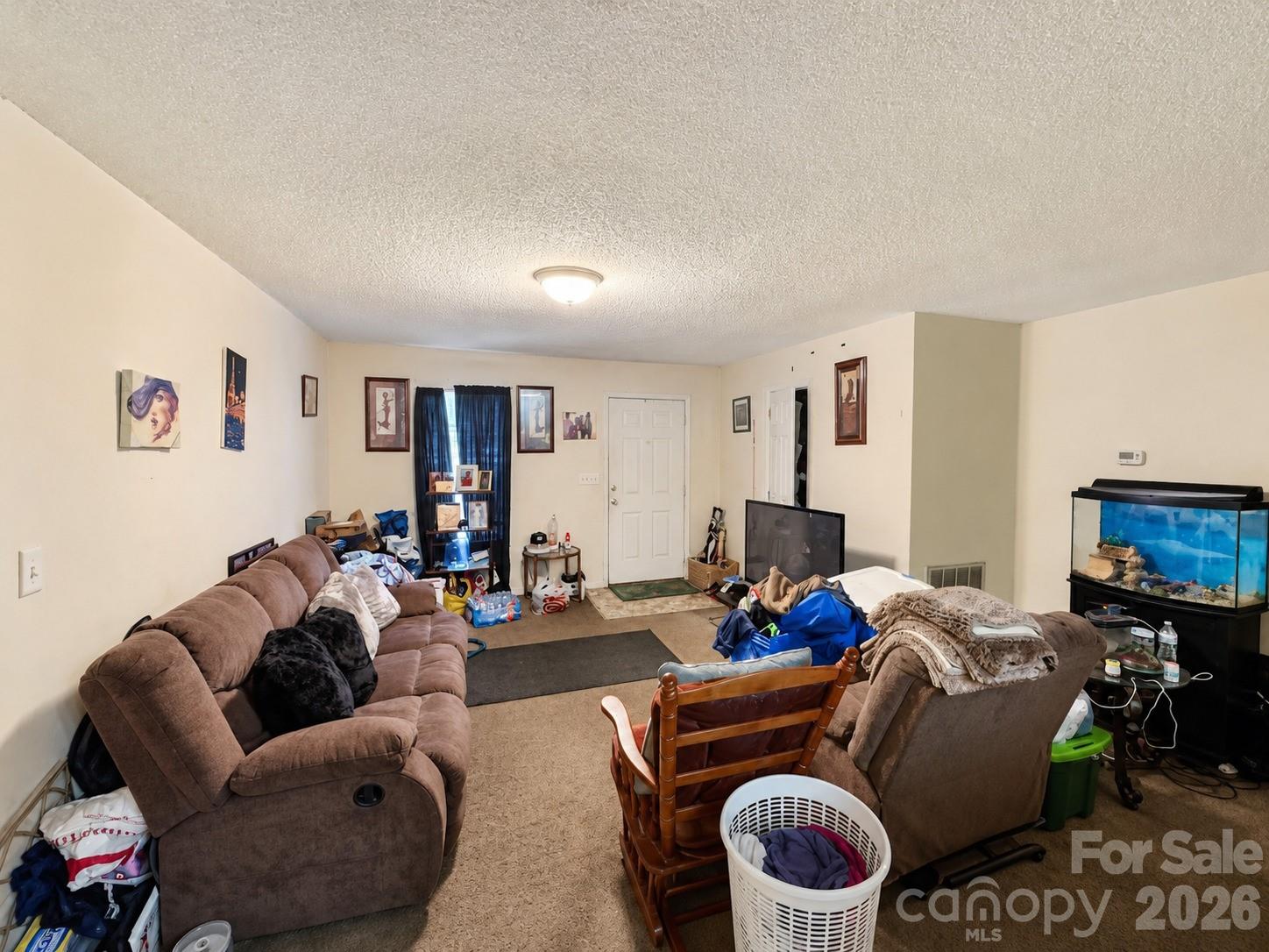 910 2nd Street Property Photo 4