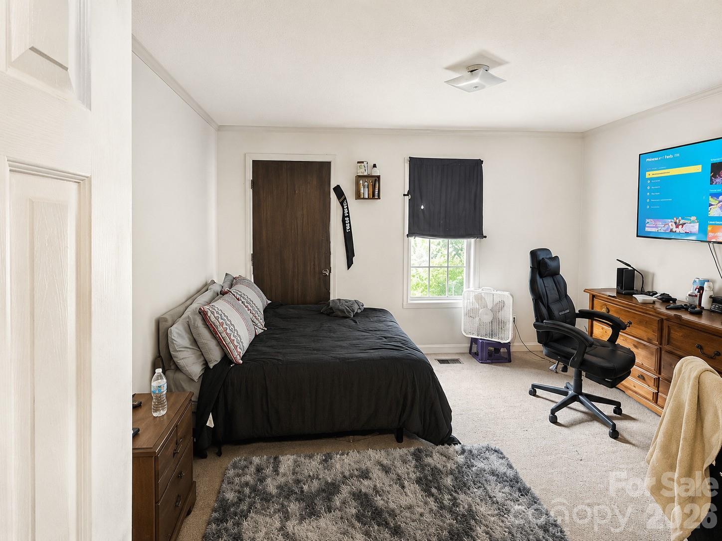 910 2nd Street Property Photo 7