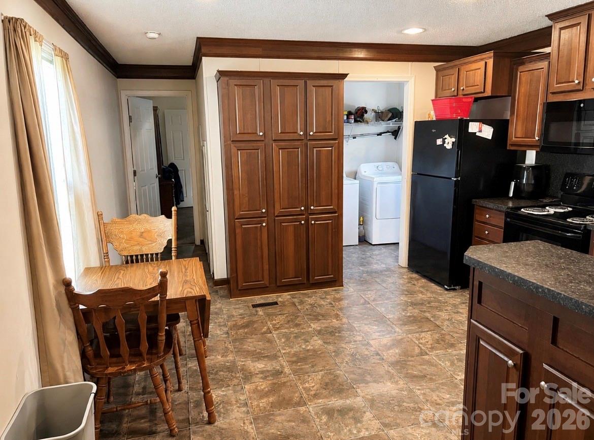 81 Frye Heights Lane Property Photo 6