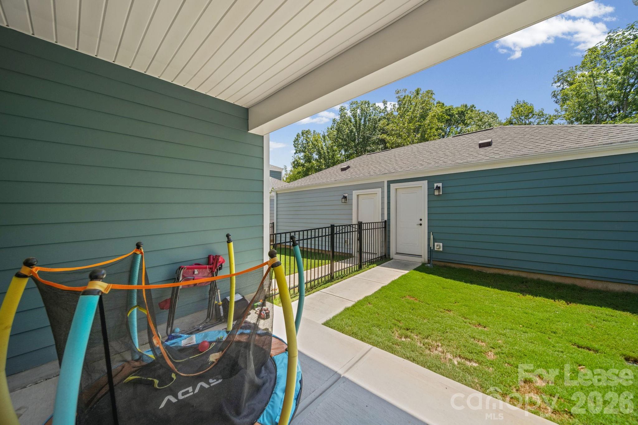10037 Mamillion Drive Property Photo 22