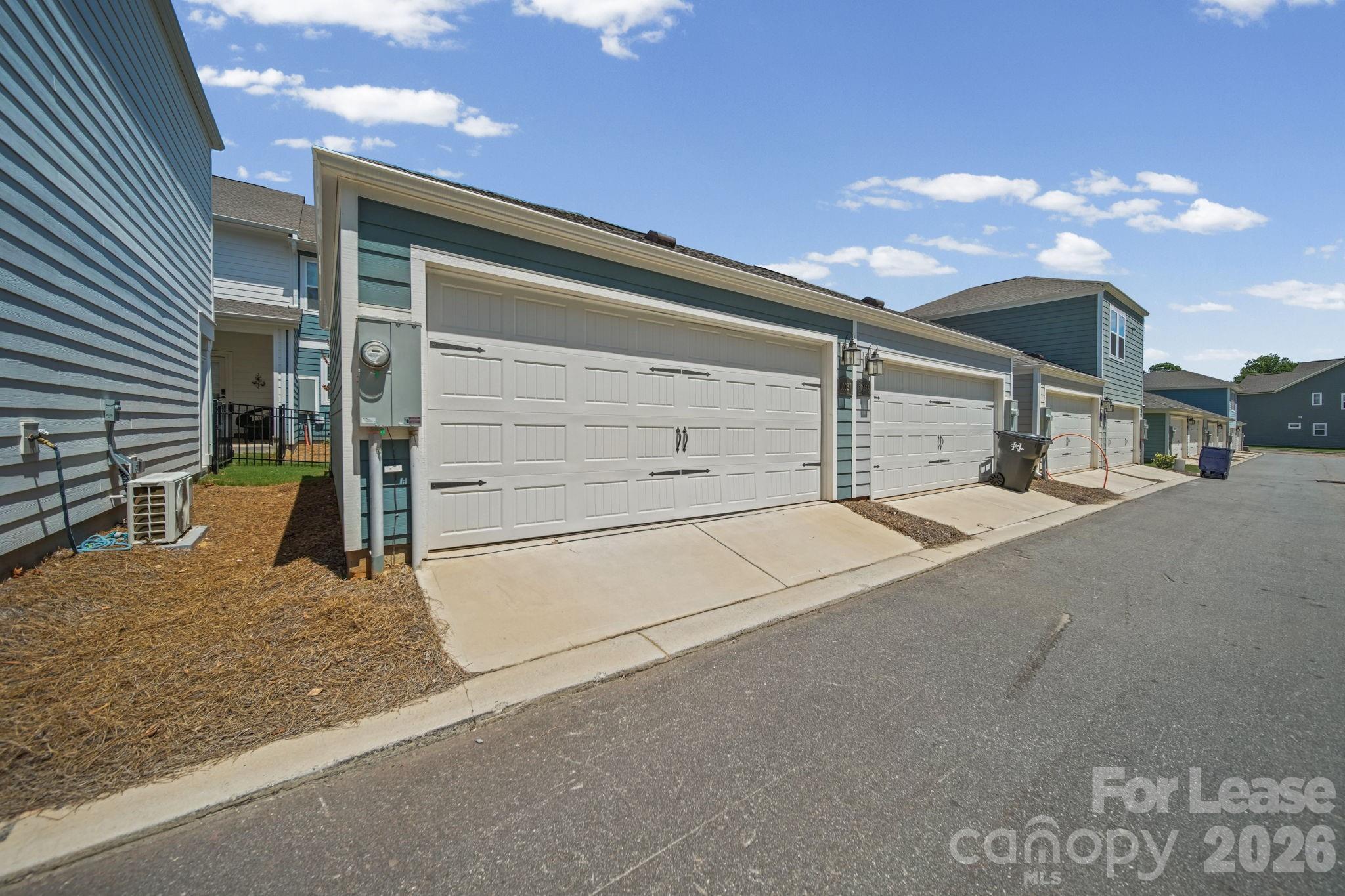 10037 Mamillion Drive Property Photo 24
