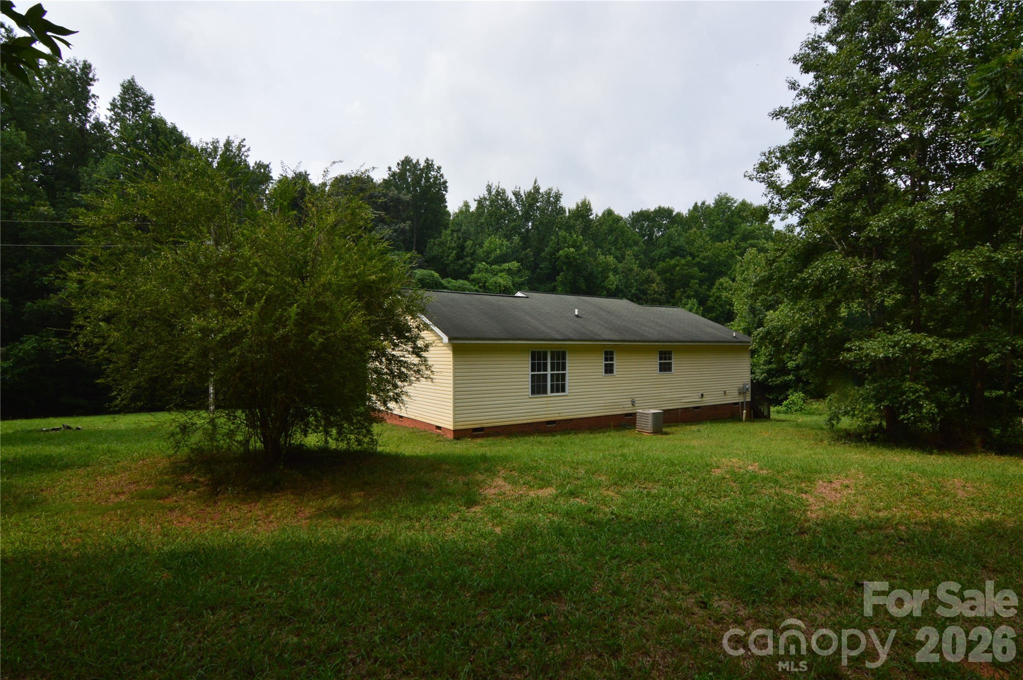 607 Anthony Grove Road Property Photo 5