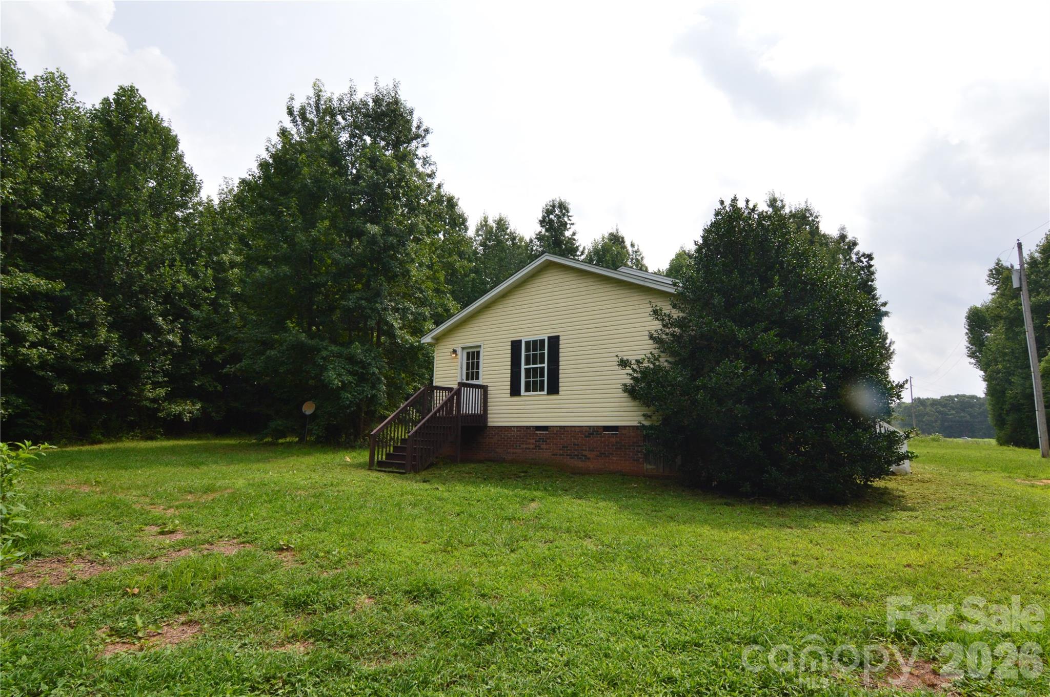 607 Anthony Grove Road Property Photo 9