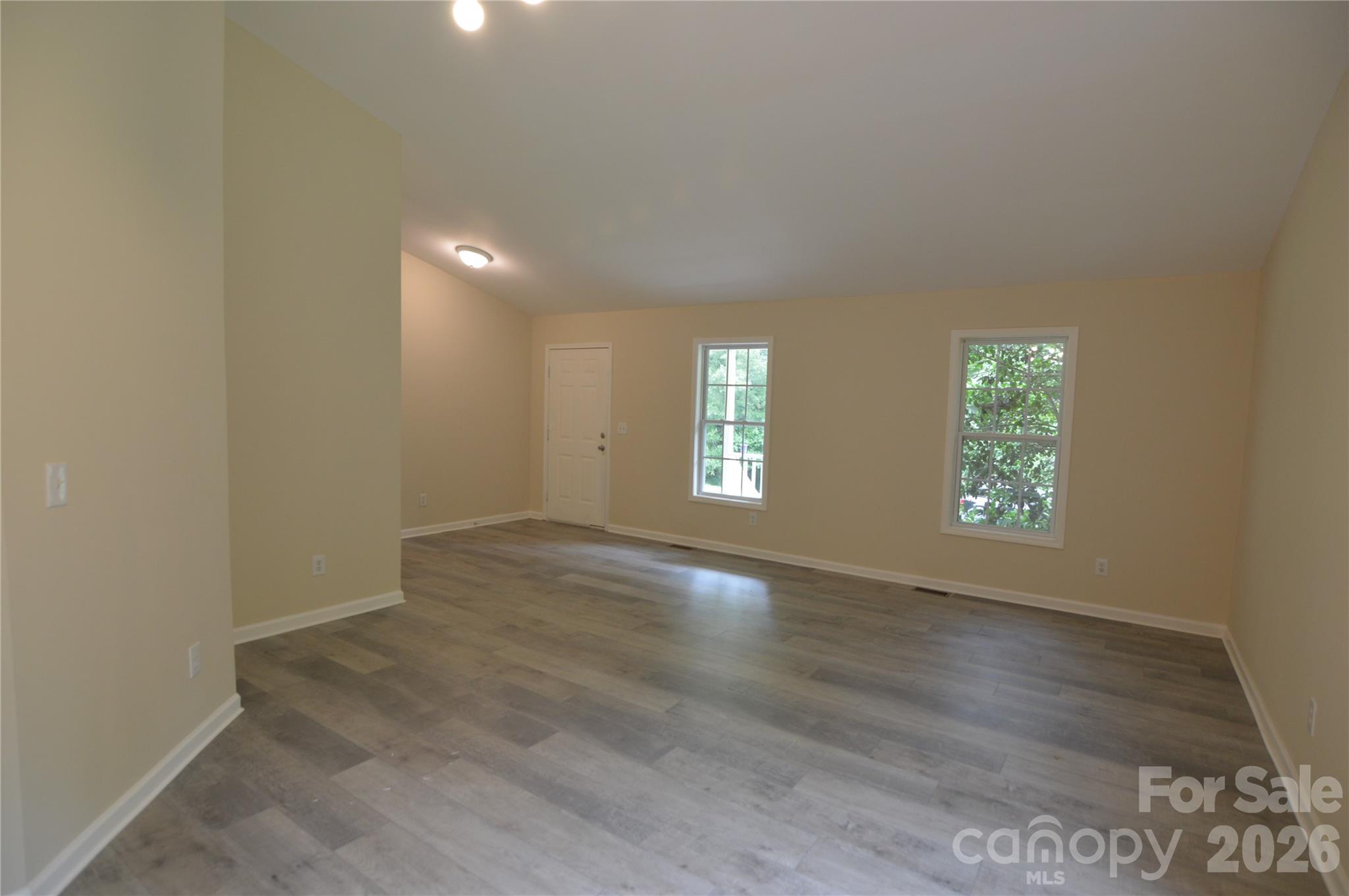 607 Anthony Grove Road Property Photo 13