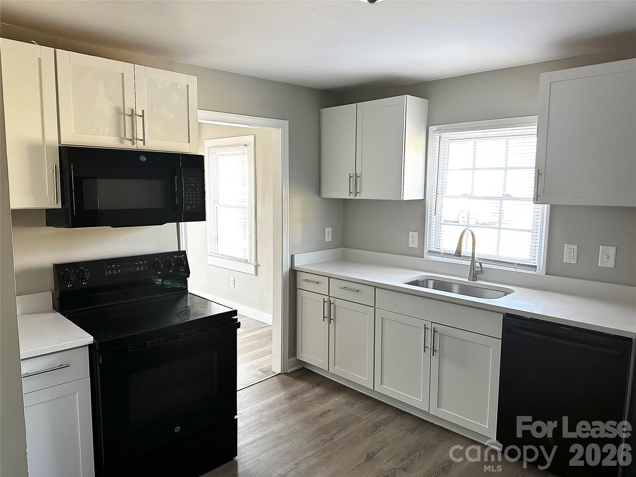 920 Holt Street Property Photo 1