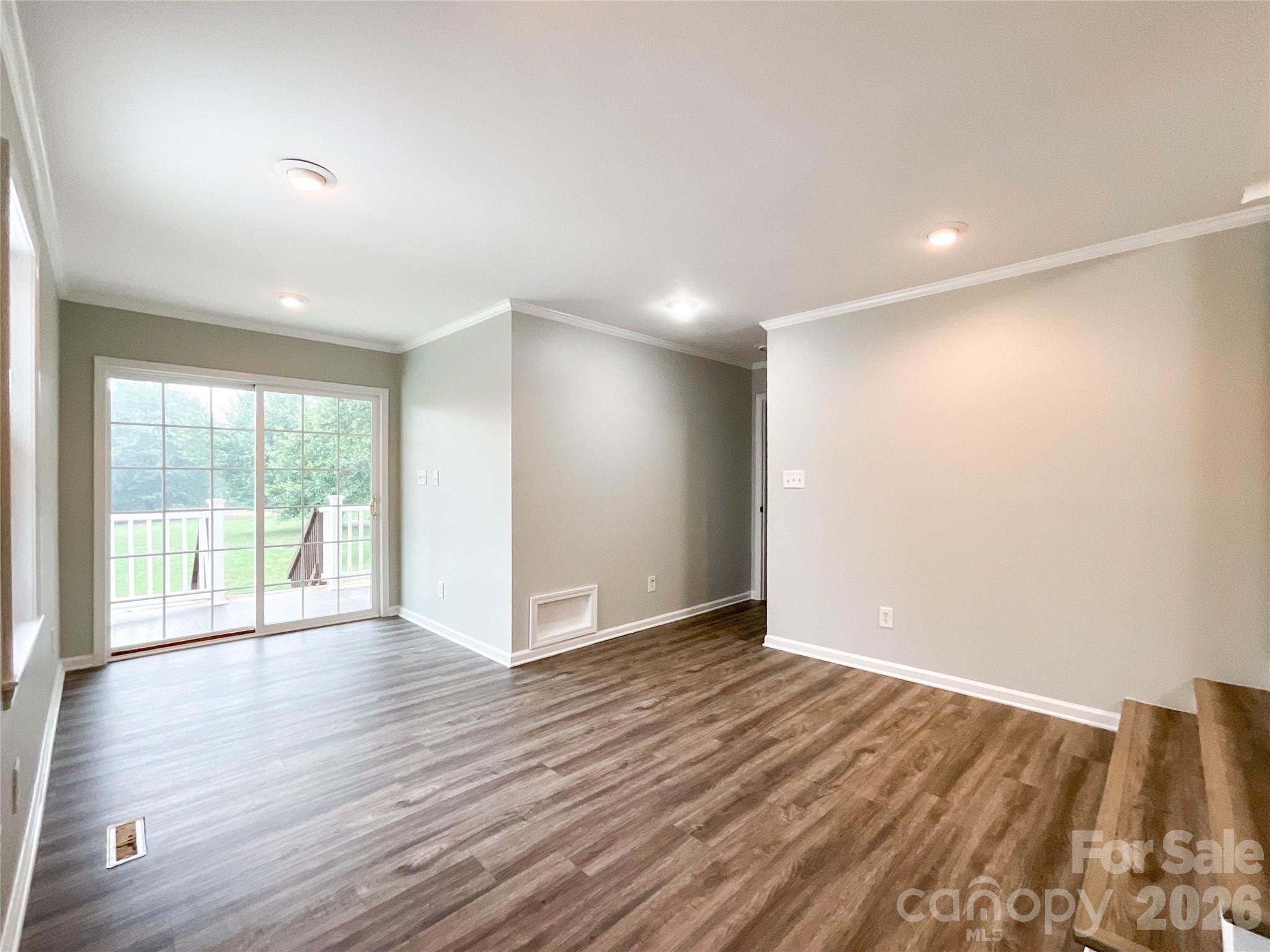104 Dyer Drive Property Photo 18