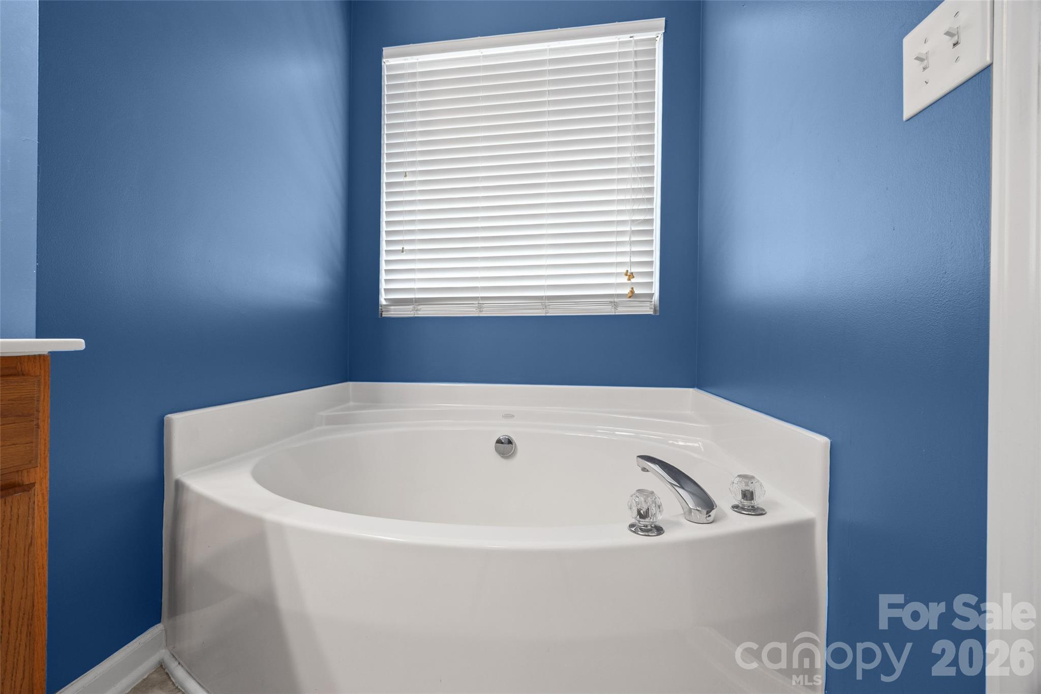 3240 Barons Court Road Property Photo 18