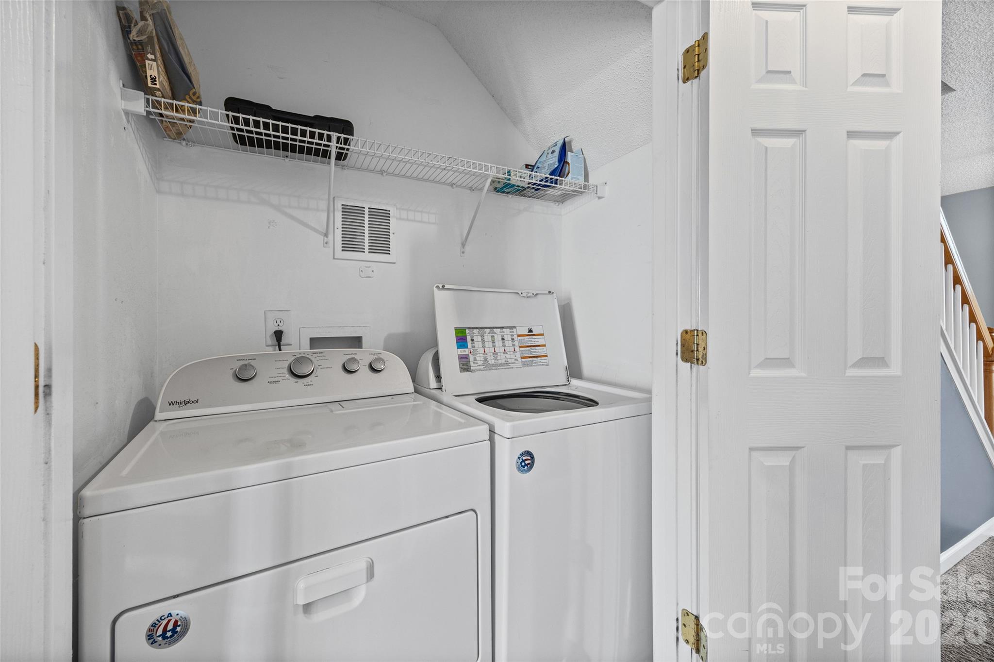 3240 Barons Court Road Property Photo 28