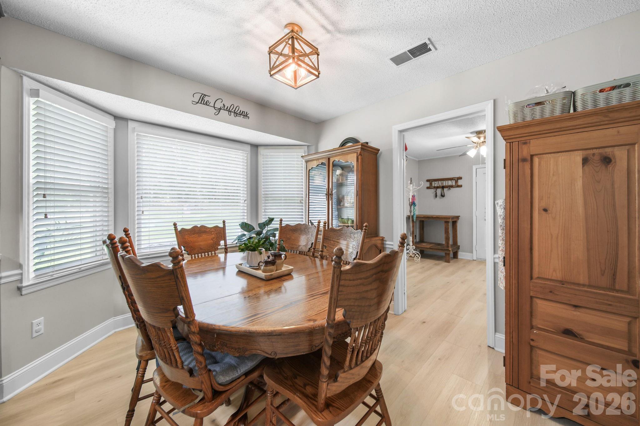 2115 Acorn Lane Property Photo 21