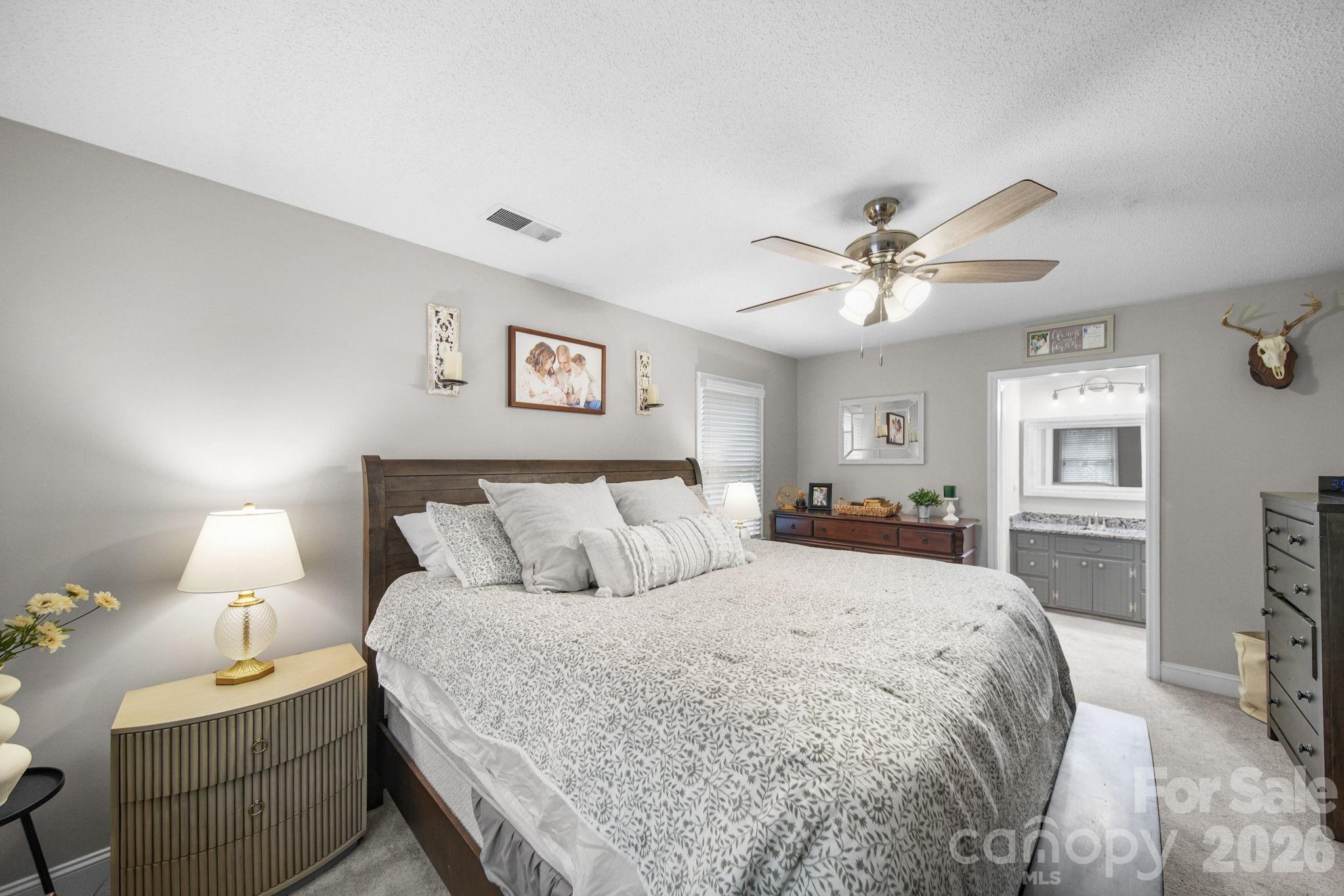 2115 Acorn Lane Property Photo 22