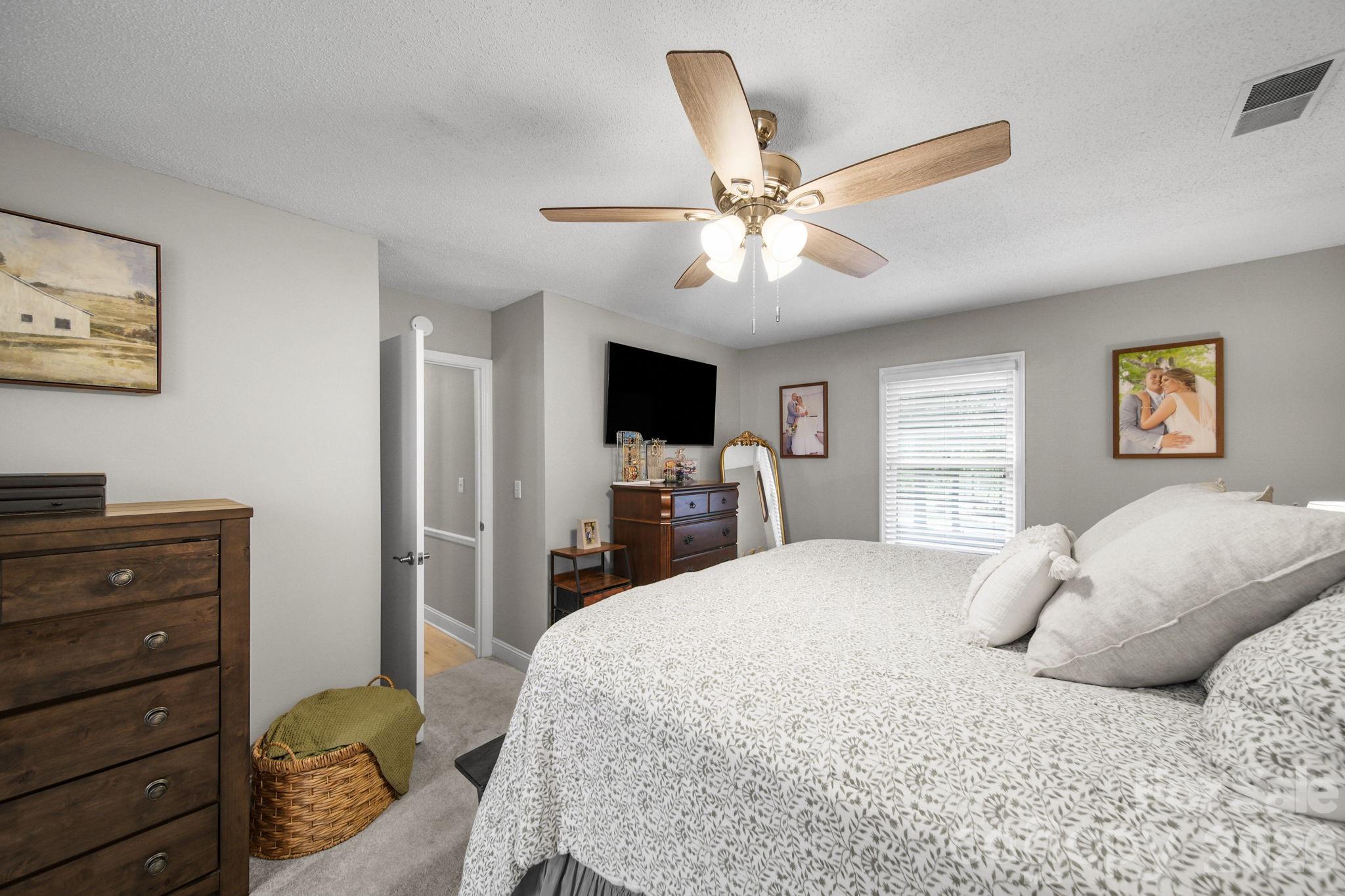 2115 Acorn Lane Property Photo 24