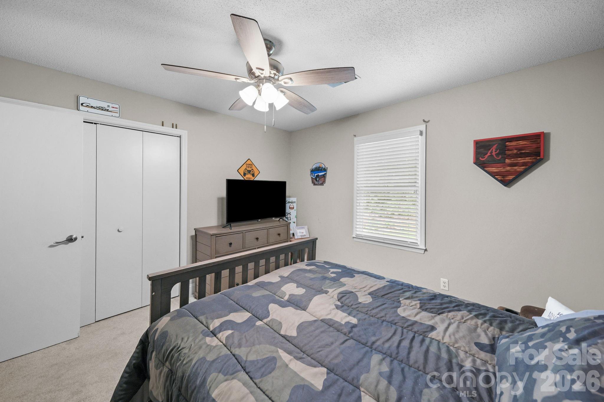 2115 Acorn Lane Property Photo 28