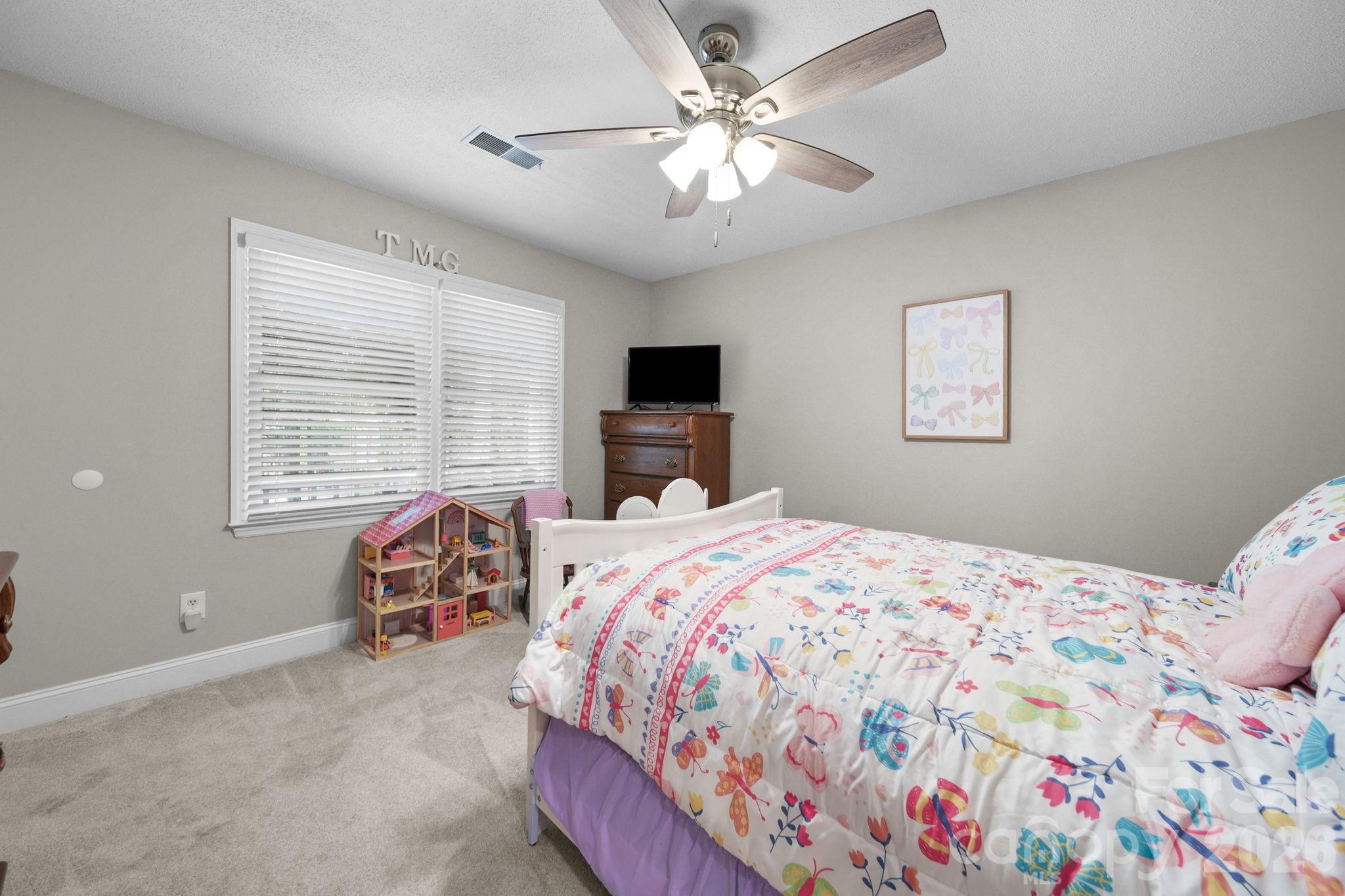 2115 Acorn Lane Property Photo 29