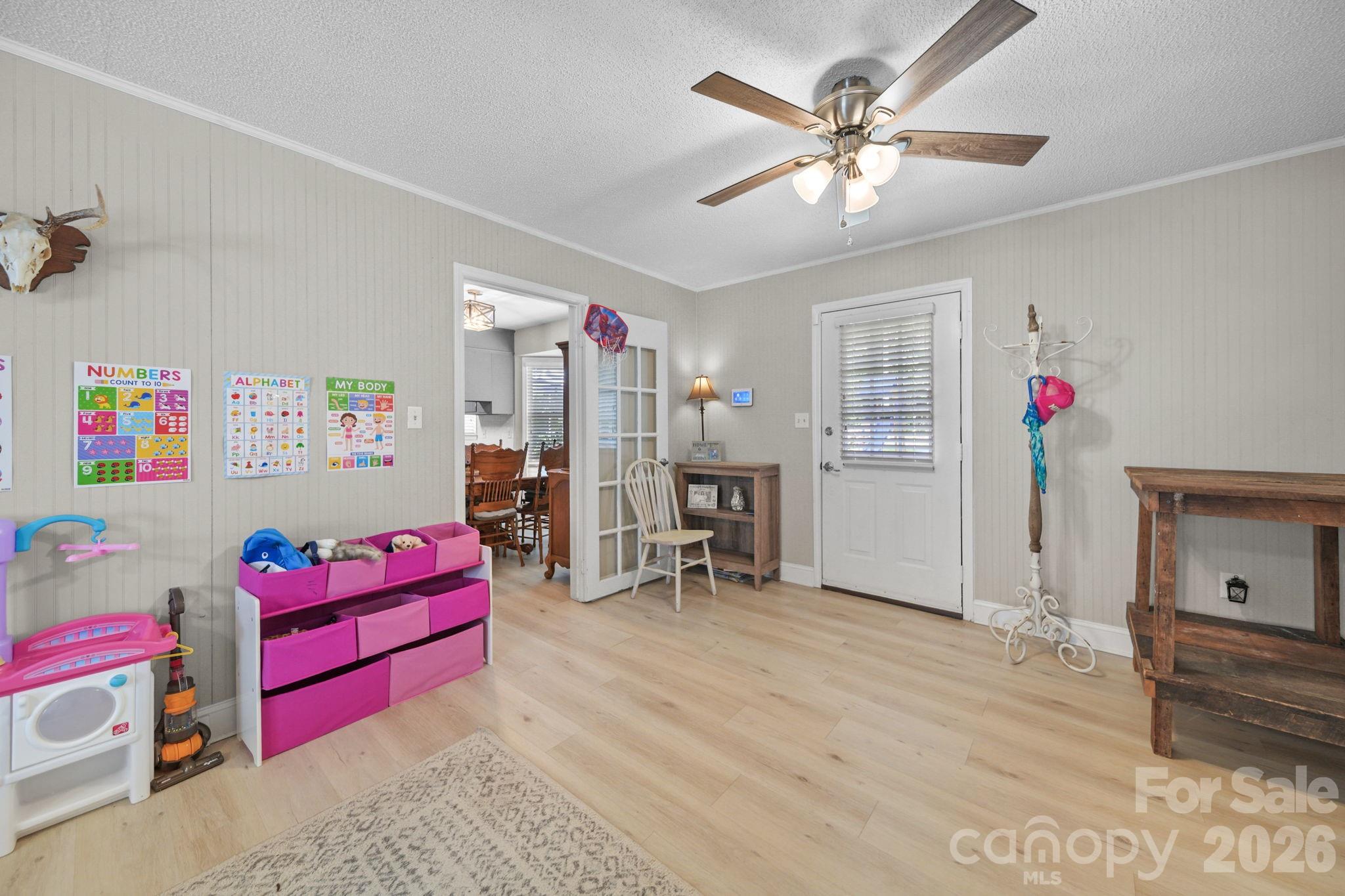 2115 Acorn Lane Property Photo 34