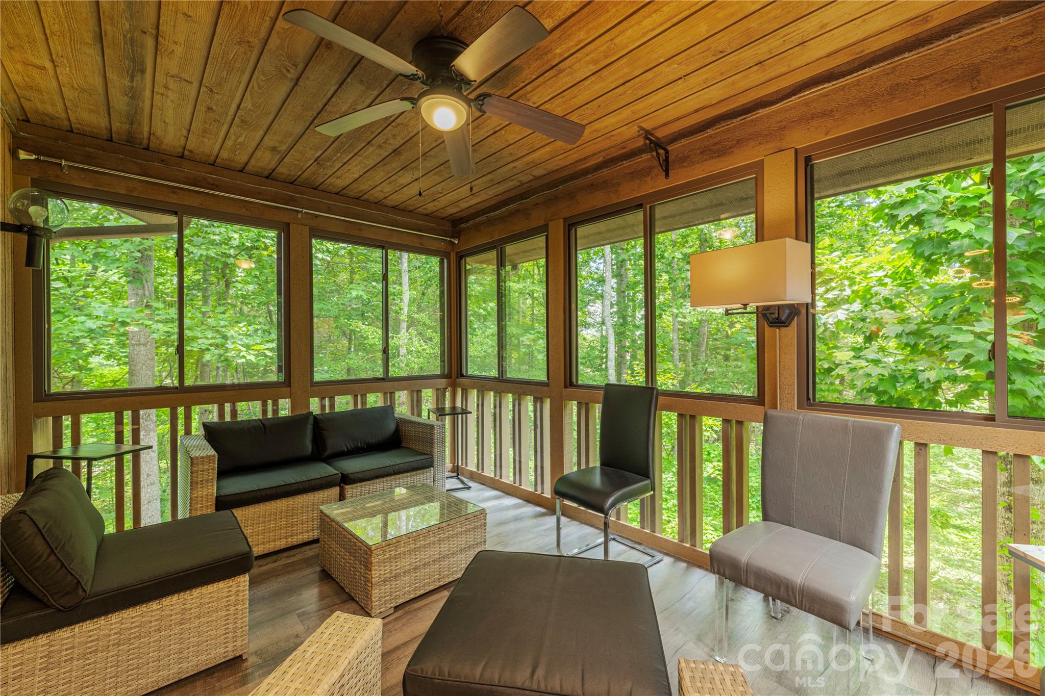 204 Live Oak Lane Property Photo 15