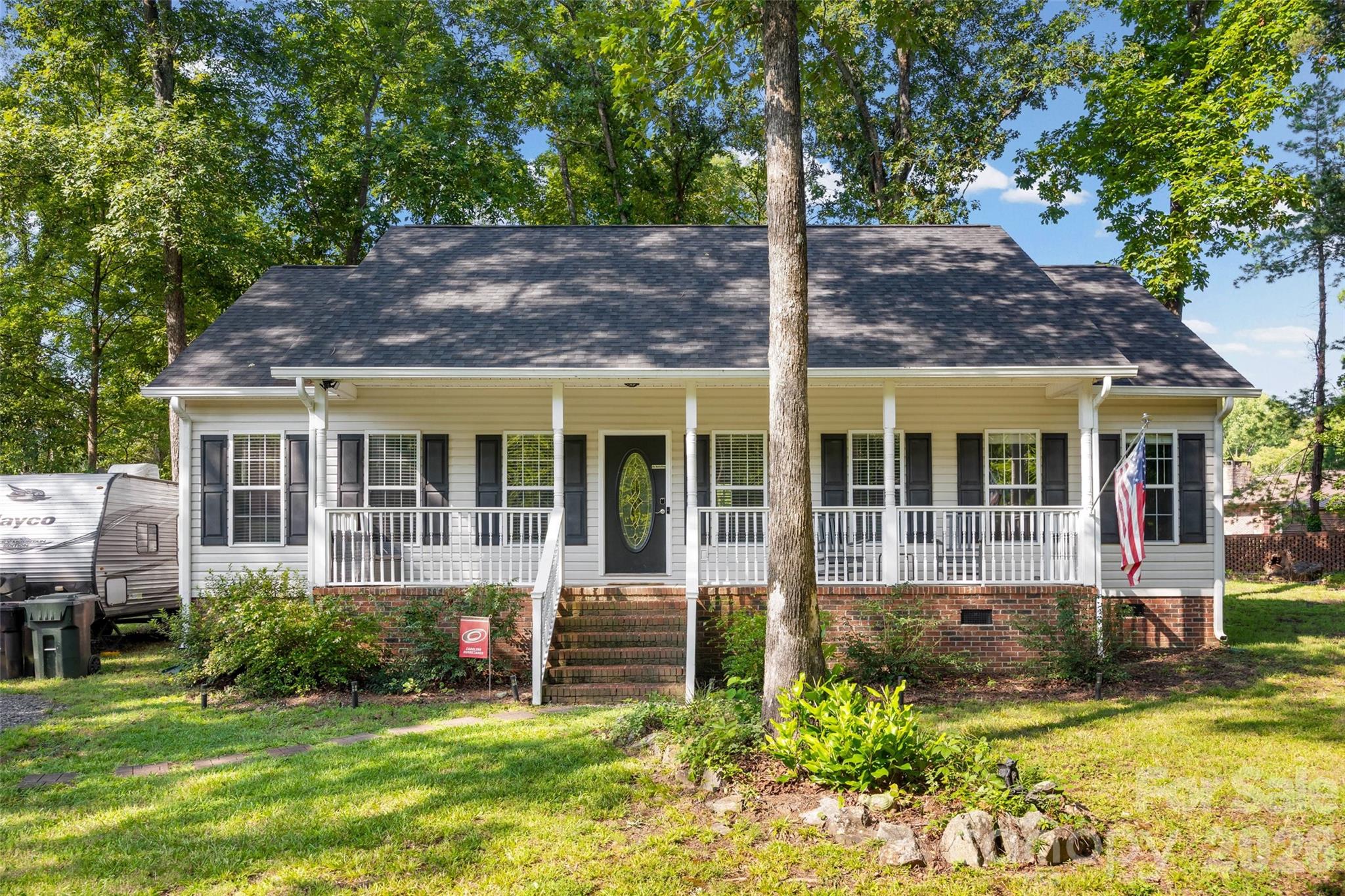 210 Pinewood Lane Property Photo 1