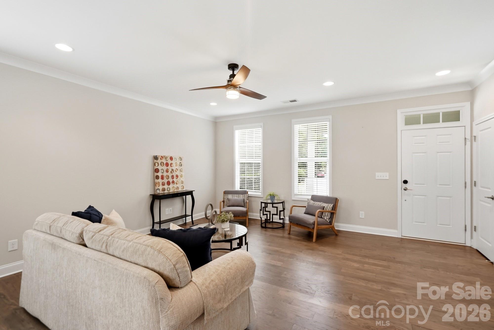 9406 Kings Parade Boulevard Property Photo 12