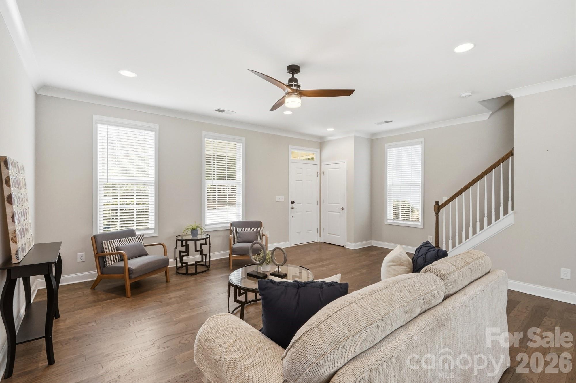 9406 Kings Parade Boulevard Property Photo 13