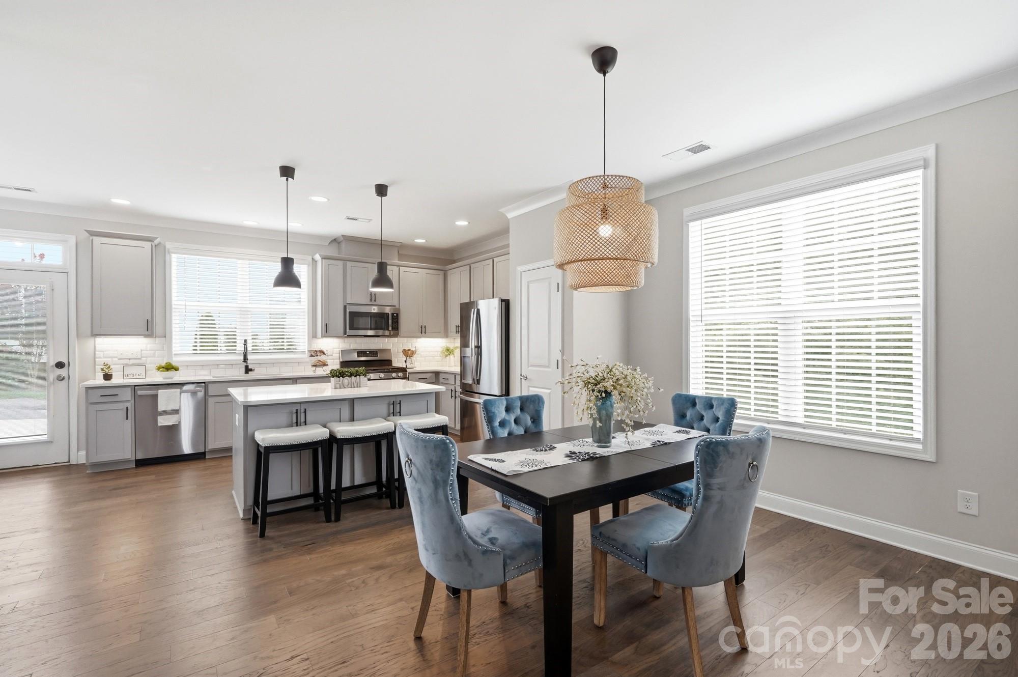 9406 Kings Parade Boulevard Property Photo 15