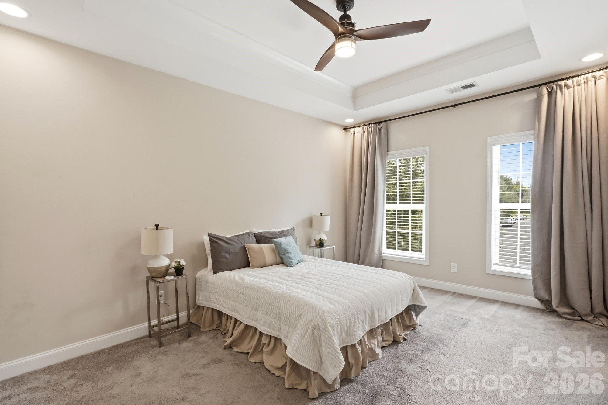 9406 Kings Parade Boulevard Property Photo 28