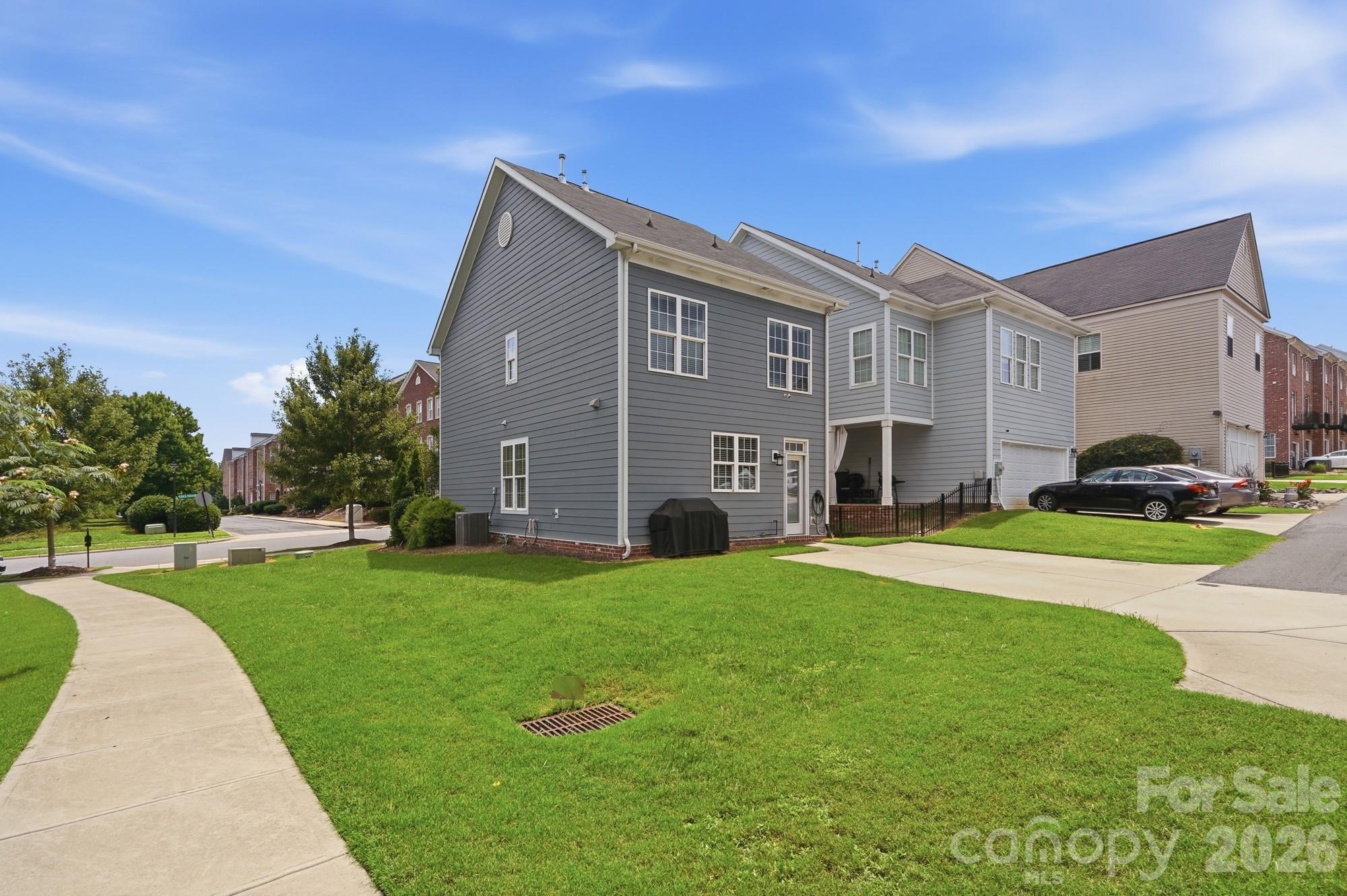 9406 Kings Parade Boulevard Property Photo 45