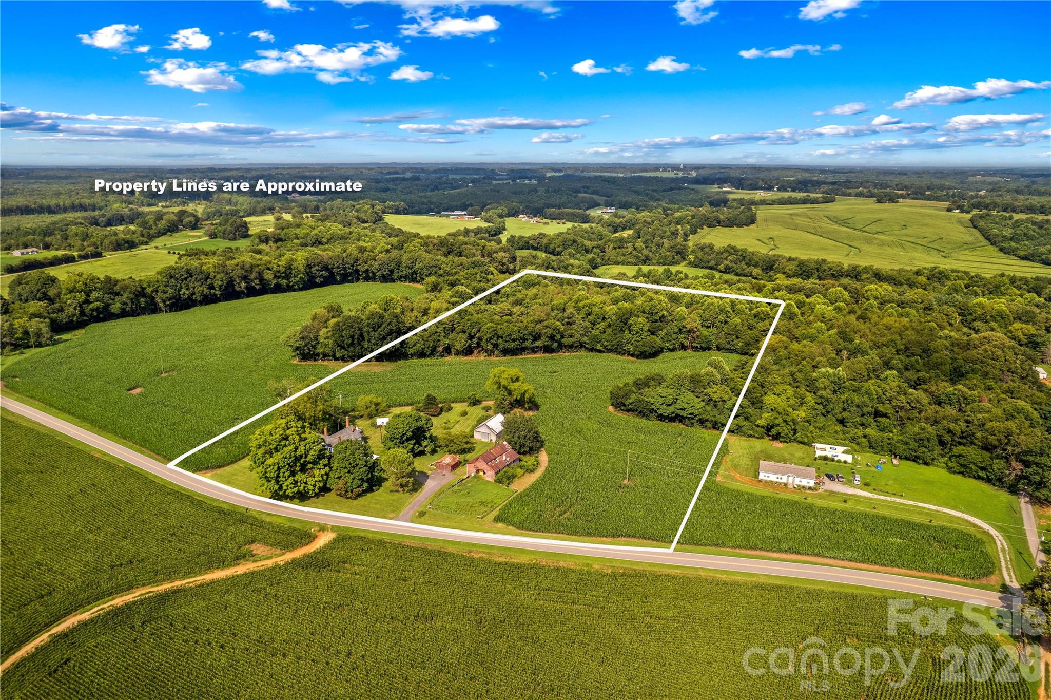 532 Rash Road Property Photo 2
