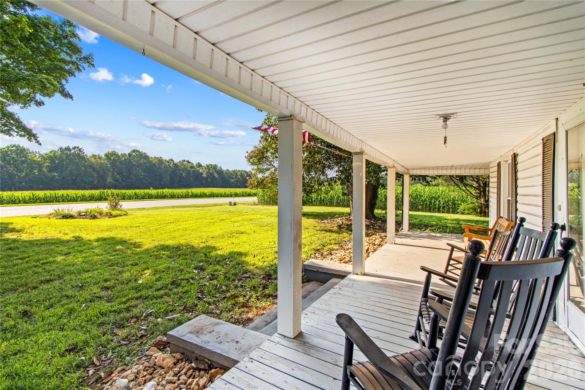 532 Rash Road Property Photo 5