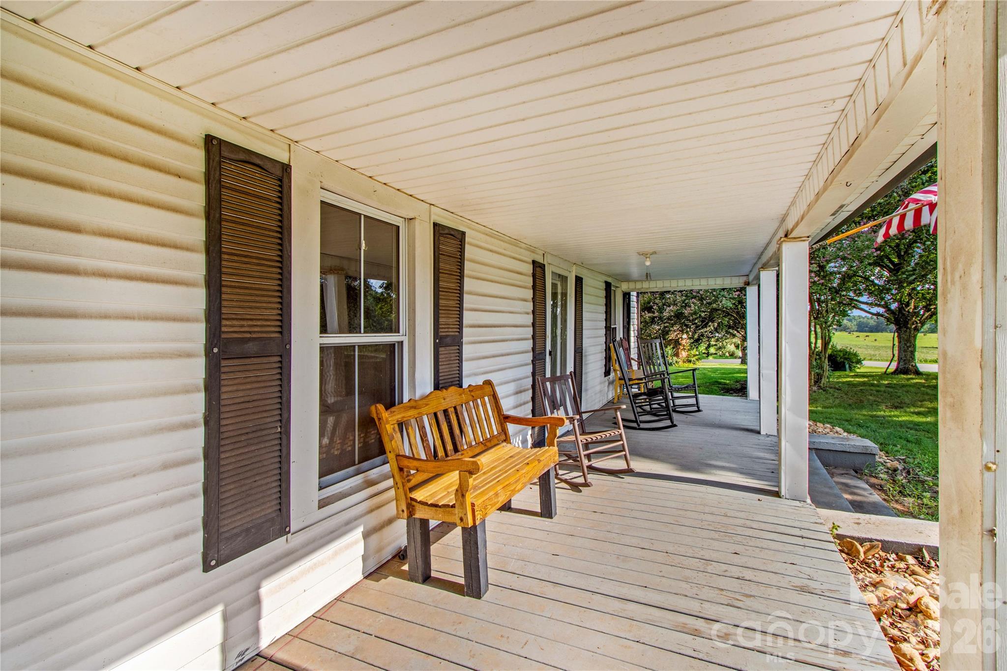 532 Rash Road Property Photo 6