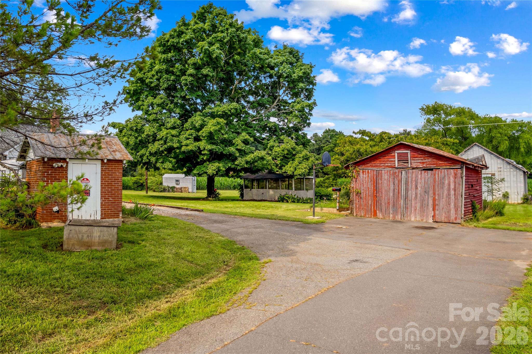 532 Rash Road Property Photo 36
